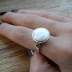 round pearl silver ring fre..