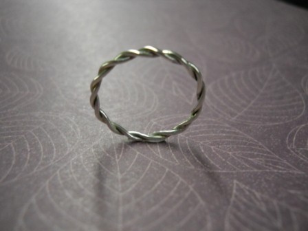 simple, twisted ring Free Shipping