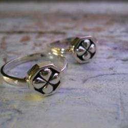 clover ring - Style A
