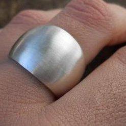 Modern ring
